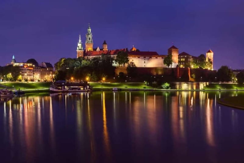 Krakow: Private Evening Boat Tour - Key points at a glance