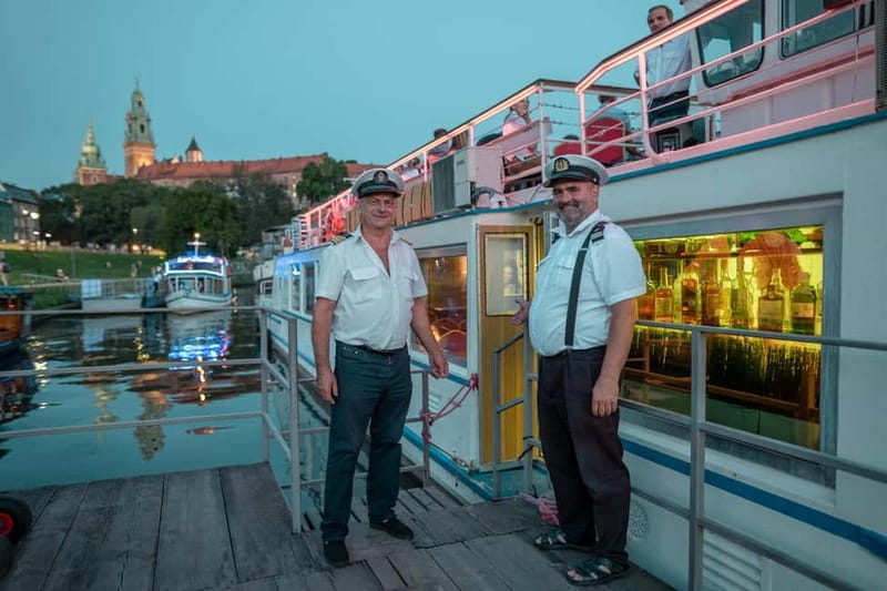 Krakow: Private Evening Boat Tour - Audio guide or your own music