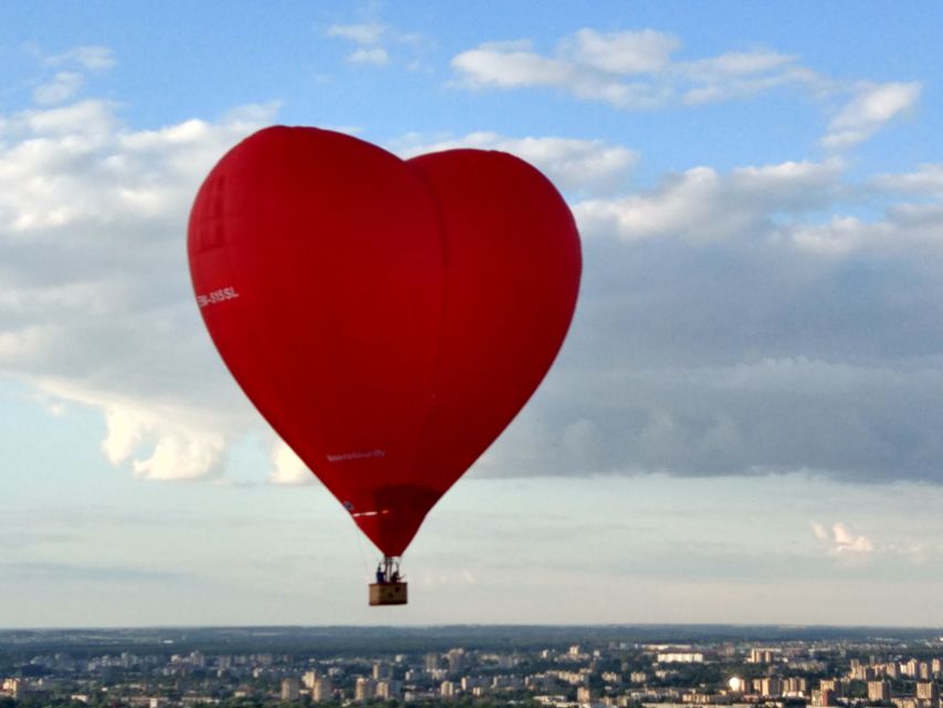 Kraków: Private Hot Air Balloon Flight with Champagne - A private view of Kraków from the basket