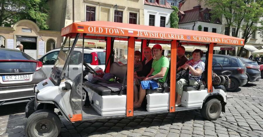 Krakow: Private Sightseeing Tour by Electric Car - Why an electric car works well in Krakow