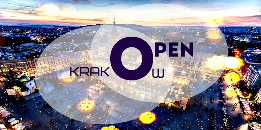 Krakow: Private Sightseeing Tour by Electric Car - Two churches and the value of a short stop
