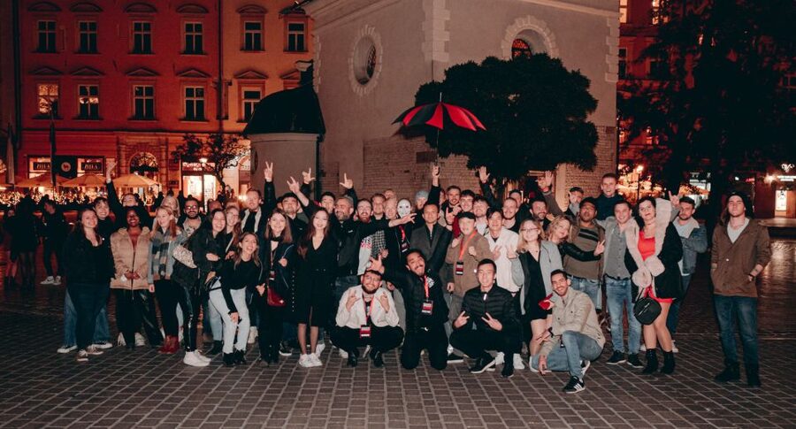 Krakow: Pub Crawl with 1 Hour of Unlimited Alcoholic Drinks - Key points before you book