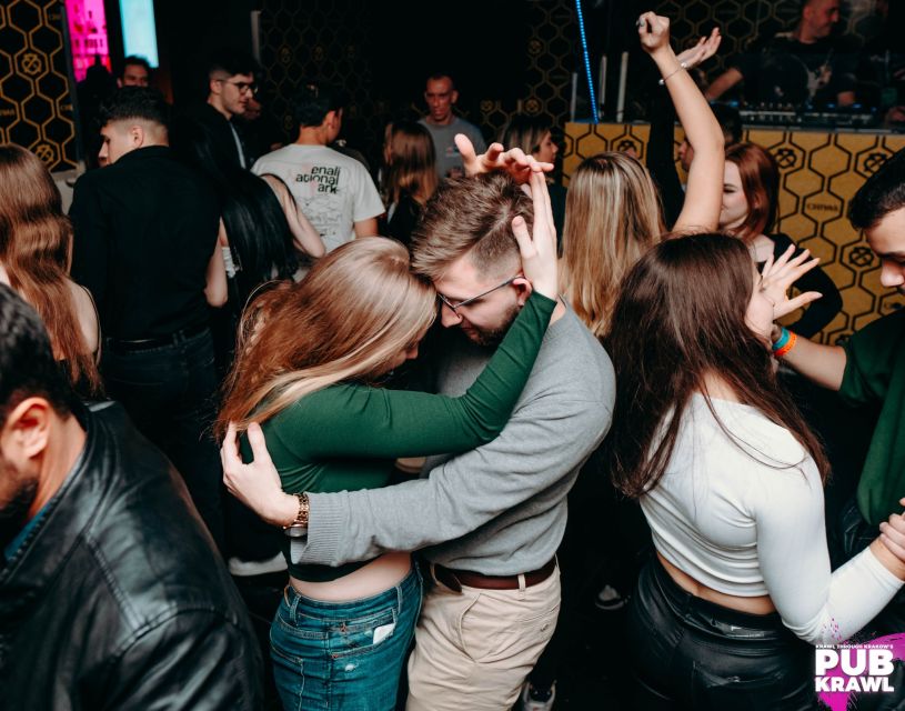 Krakow: Pub Crawl with Shots, Drinks & Skip-the-Line Entry - Skip-the-line entry at central clubs