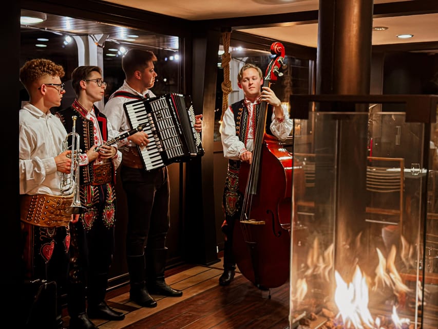 Krakow: Regional Polish Dinner with Vistula River Cruise - Key points to know before booking