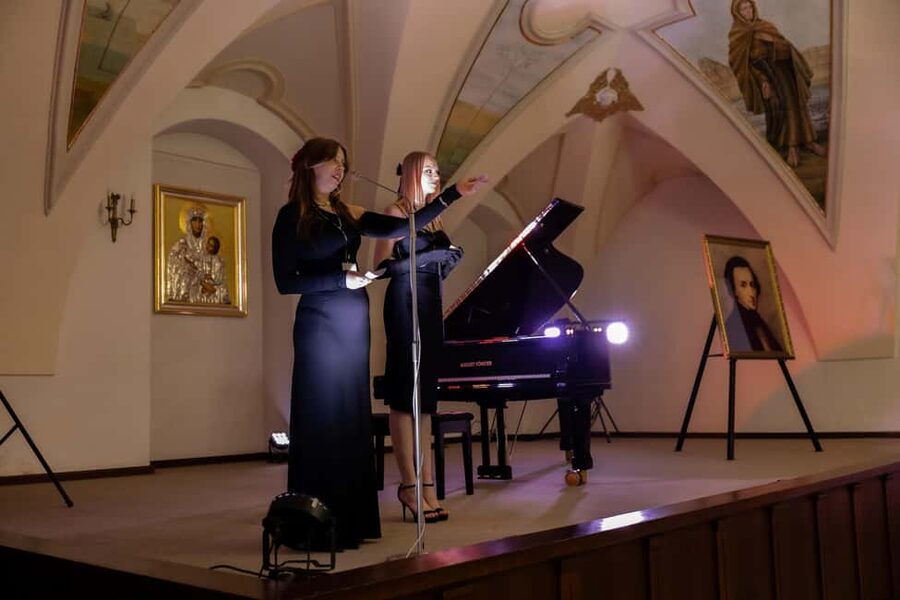 Kraków: Romantic Candlelight Chopin Piano Concert - What happens during the one-hour program