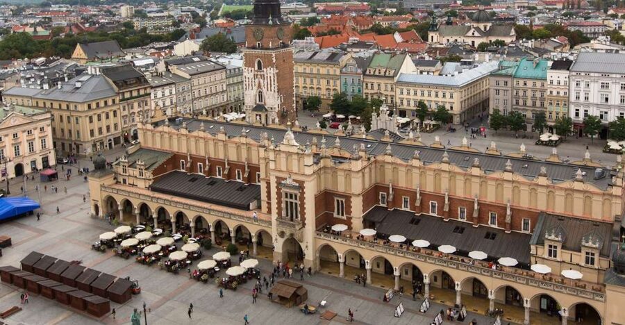 Krakow: Rynek Underground Museum Guided Tour - Kraków’s Main Square has a second level
