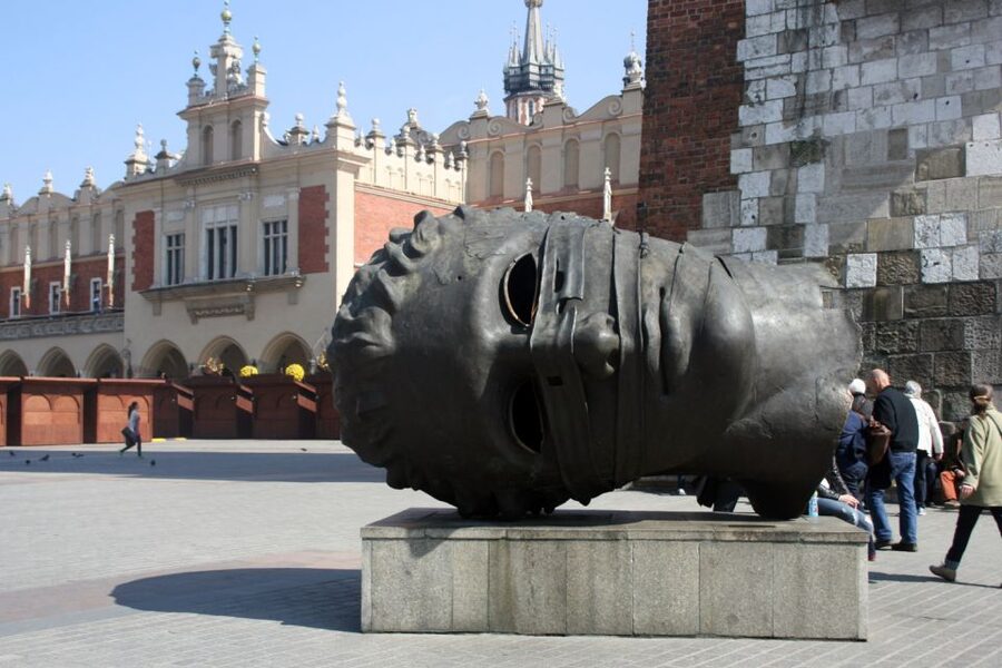 Krakow: Rynek Underground Museum Guided Tour - What happens during the 90-minute route