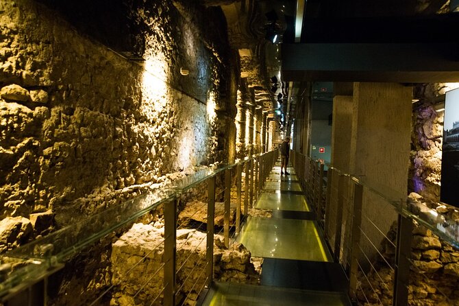 Krakow: Rynek Underground Museum Skip-the-line Guided Tour - Why the museum belongs beneath the Main Square