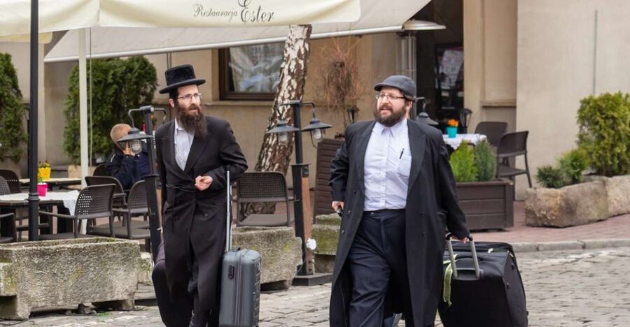 Krakow: Schindler's Factory and Jewish Ghetto Guided Tour - What you see inside Oskar Schindler’s Factory