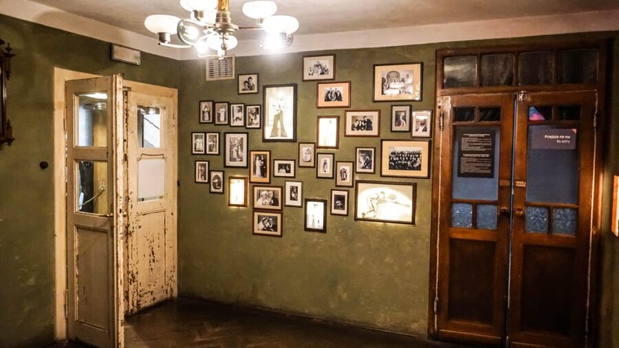 Krakow: Schindler's Factory Entry Ticket (Optional Guide) - Key points to know before you book