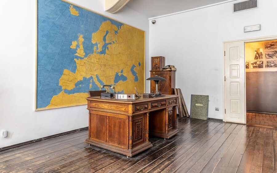 Krakow: Schindler's Factory Entry Ticket (Optional Guide) - Schindler’s office and the Ark of the Saved