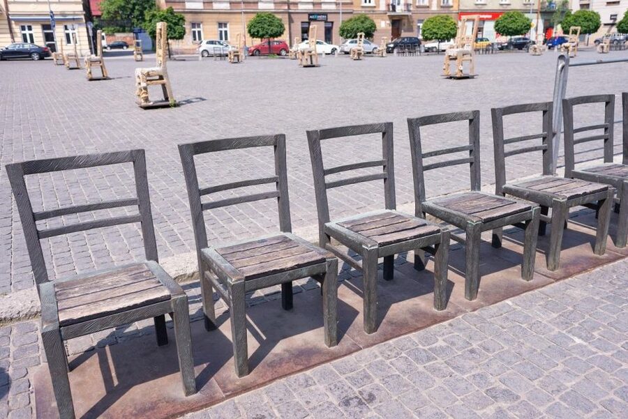 Krakow: Schindler's Factory & Ghetto Guided Tour - Understanding Oskar Schindler’s place in the story