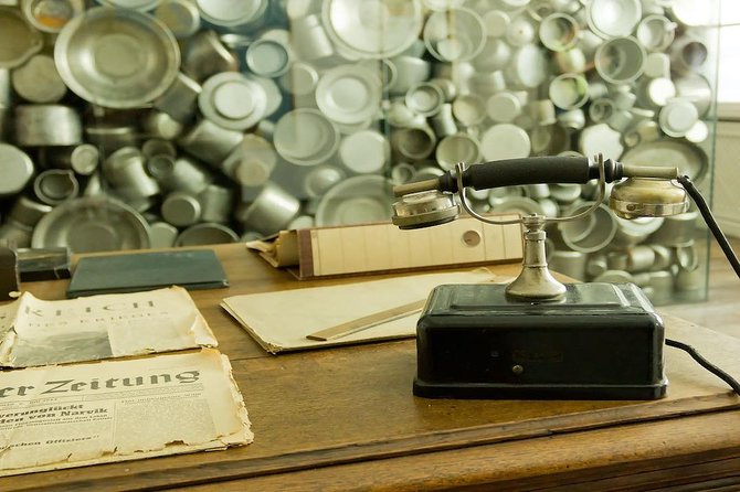 Krakow Schindler's Factory Guided Tour with Admission Ticket - What the Schindler Factory Museum really covers