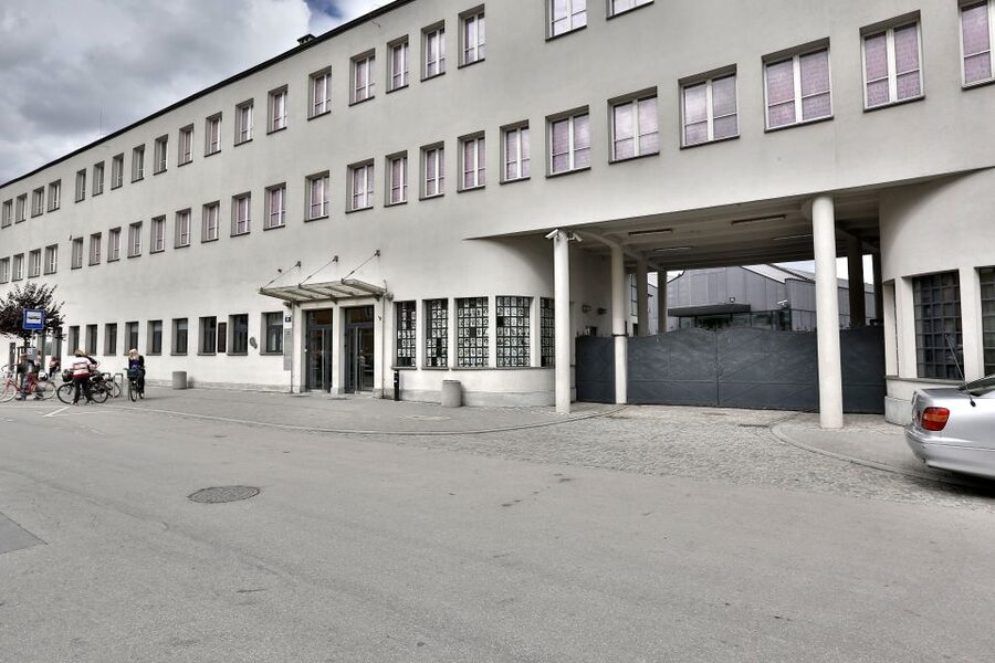 Krakow: Schindler's Factory Museum Guided Tour - The atmosphere inside the former factory