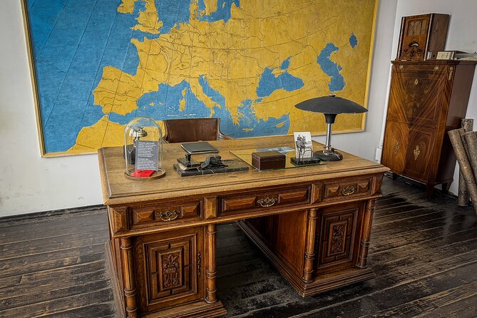 Krakow Schindler's Factory Museum Guided Tour in English - How the 90-minute itinerary feels