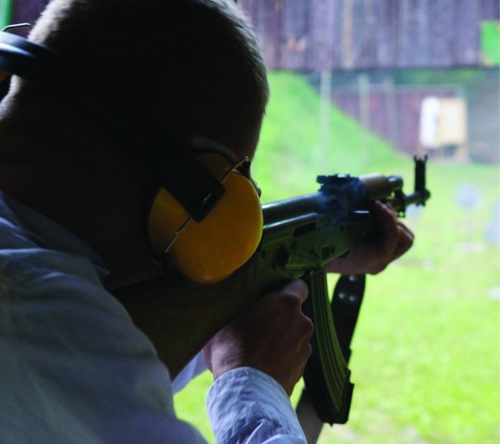 Kraków: Shooting Range Experience - Getting your safety briefing right