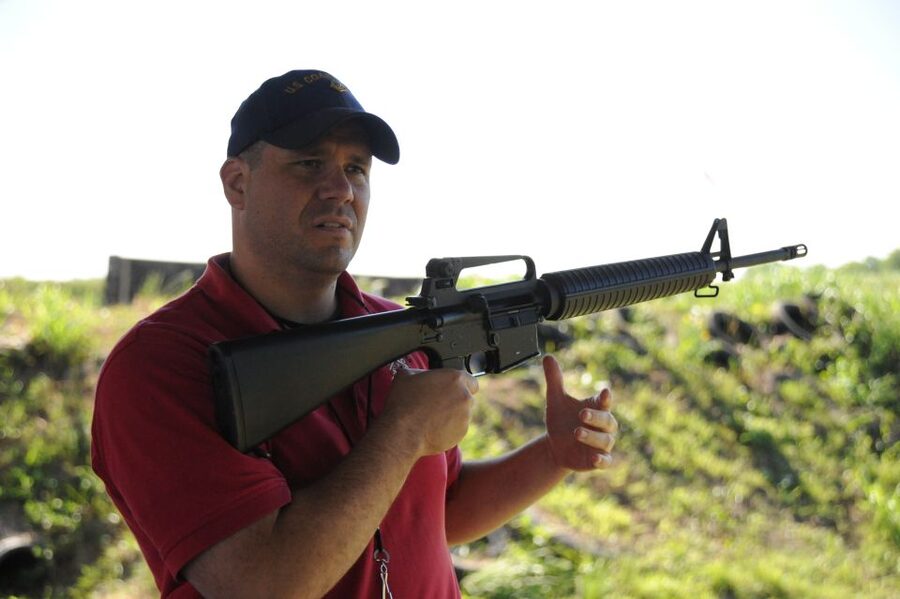 Krakow: Shooting Session - Choosing between rifles, pistols, and historic firearms