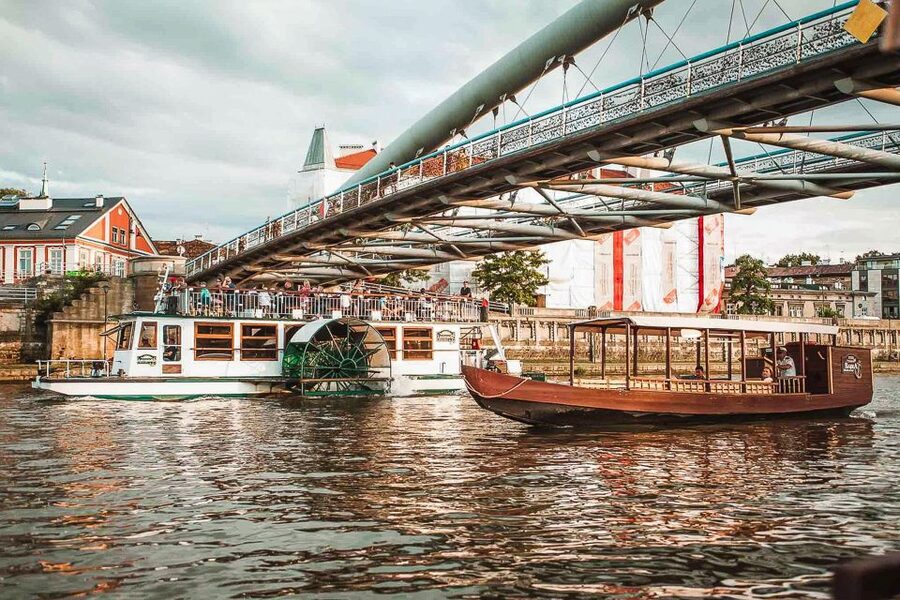 Krakow: Sightseeing Cruise by Vistula River - Dębnicki Bridge and the Norbertine convent