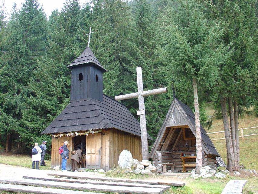 Krakow: Tatra Mountains and Zakopane Full-Day Private Tour - Pęksowy Brzyzek, a cemetery made of art