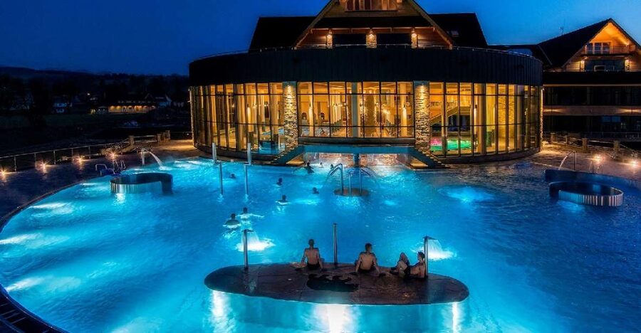 Krakow: Thermal Baths Evening Experience - Practical tips for a smoother visit