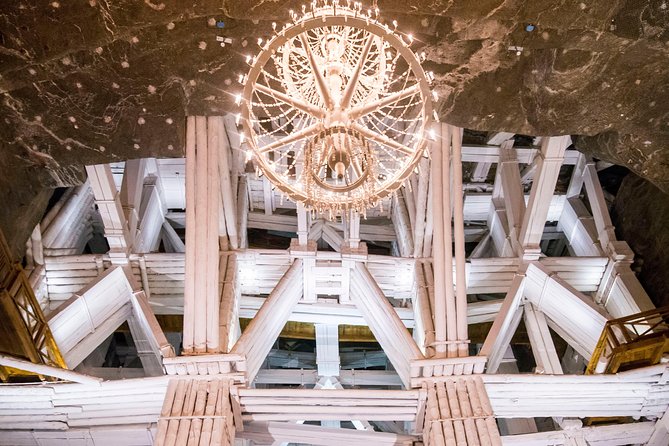 Krakow to Wieliczka: Salt Mine Guided Tour with Ticket & Transfer - The ride from Krakow and the first meeting