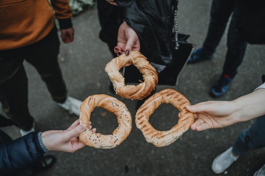 Krakow: Traditional Polish Food and Drinks Tasting Tour - Who should book this experience