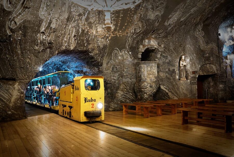 Krakow: UNESCO Underground Boat Expedition & Salt Mine Tour - Why Bochnia feels different from a standard salt mine visit