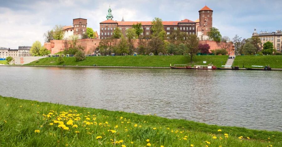 Krakow: Vistula River Cruise and Wieliczka Salt Mine Tour - Why pair the Vistula with Wieliczka?