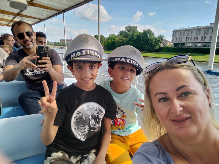 Krakow: Vistula River Cruise with Historical Views - Key points to know before boarding