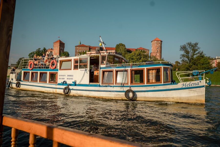 Krakow: Vistula River Sightseeing Cruise ️ - Starting below Wawel Castle