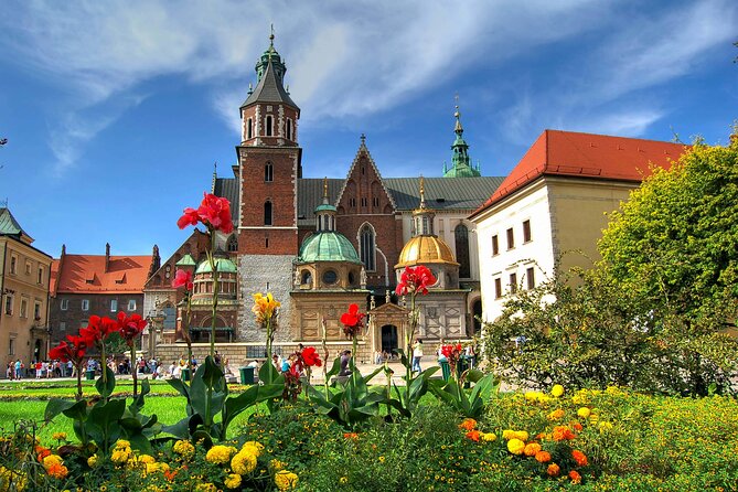 Krakow Walking Tour with Audioguide on Your Smartphone - Kanonicza Street and the bishop’s palace