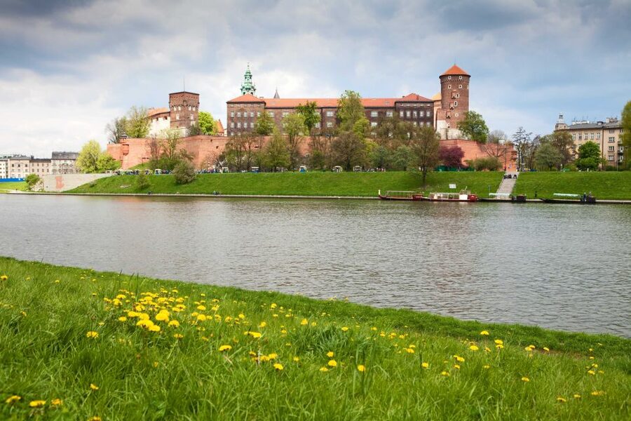Krakow: Wawel Castle, Cathedral, Rynek Underground & Lunch - Under the Main Square at Rynek Underground