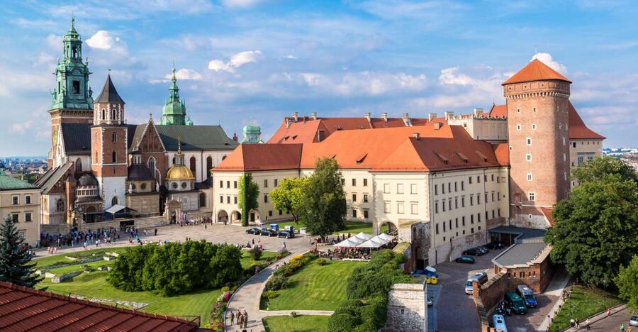 Krakow: Wawel Castle, Cathedral, Salt Mine, and Lunch - How the full 450 minutes feel