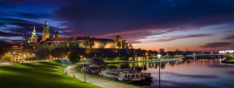 Krakow: Wawel Hill Audioguide Tour - Why Wawel Hill makes a good audio tour