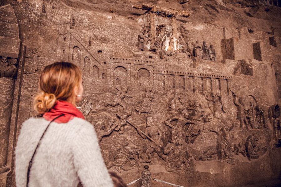 Krakow: Wieliczka Salt Mine Guided Tour - The 800-step descent