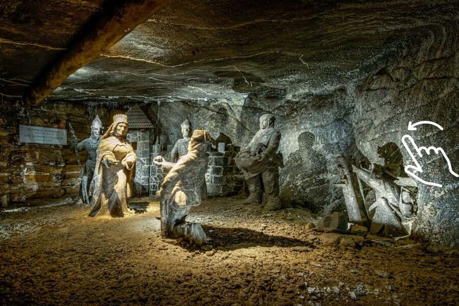 Krakow: Wieliczka Salt Mine Guided Tour with Hotel Transfer - Leaving Krakow by Shared Minivan