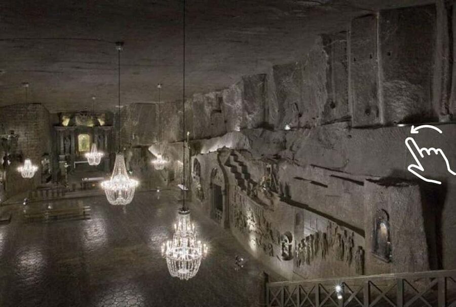 Krakow: Wieliczka Salt Mine Guided Tour with Hotel Transfer - The Descent to the Salt Workings