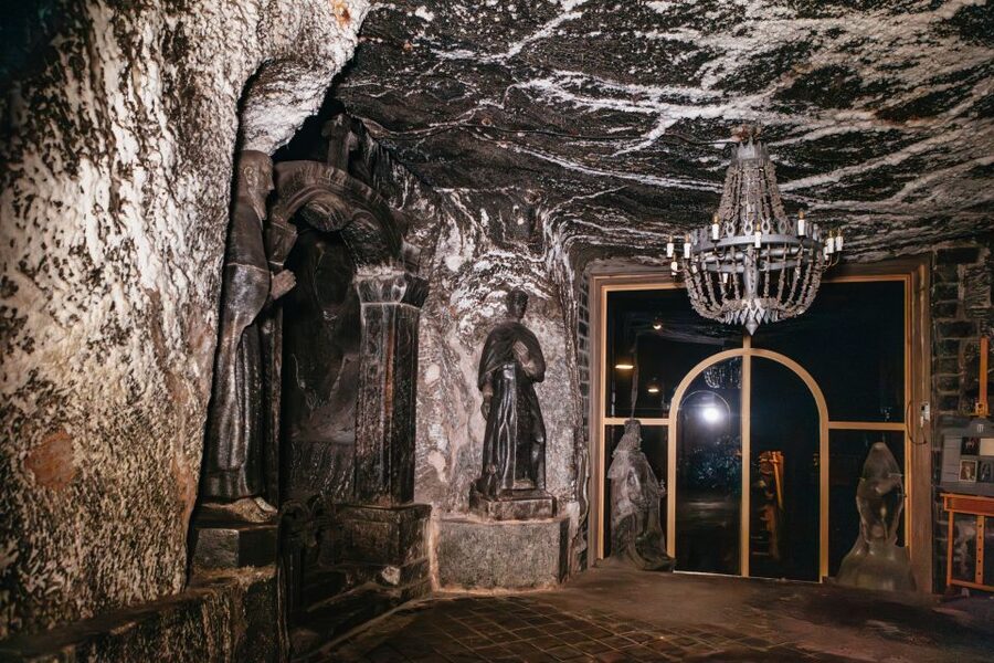 Krakow: Wieliczka Salt Mine Guided Tour with Transport - Why Wieliczka Belongs on Your Krakow List