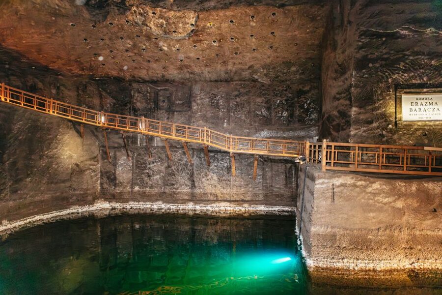 Krakow: Wieliczka Salt Mine Guided Tour with Transport - The Krakow Pickup and 30-Minute Drive