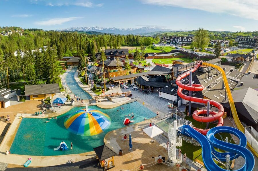 Krakow: Zakopane Cable Car, Vodka, Cheese & Hot Springs Tour - Weather, clothing, and useful planning