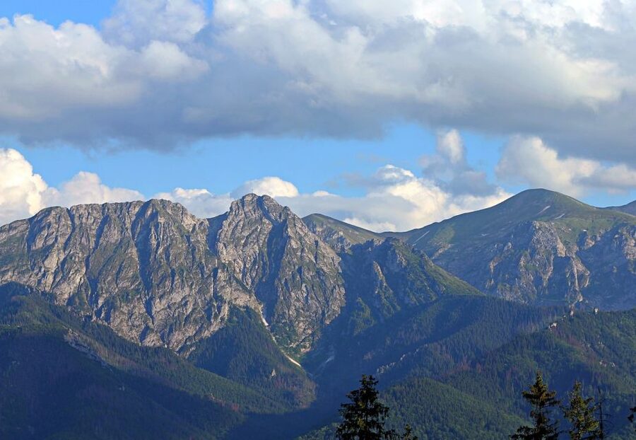 Krakow: Zakopane, Funicular, Cheese, and Highland Day Trip - What the guide adds to the day