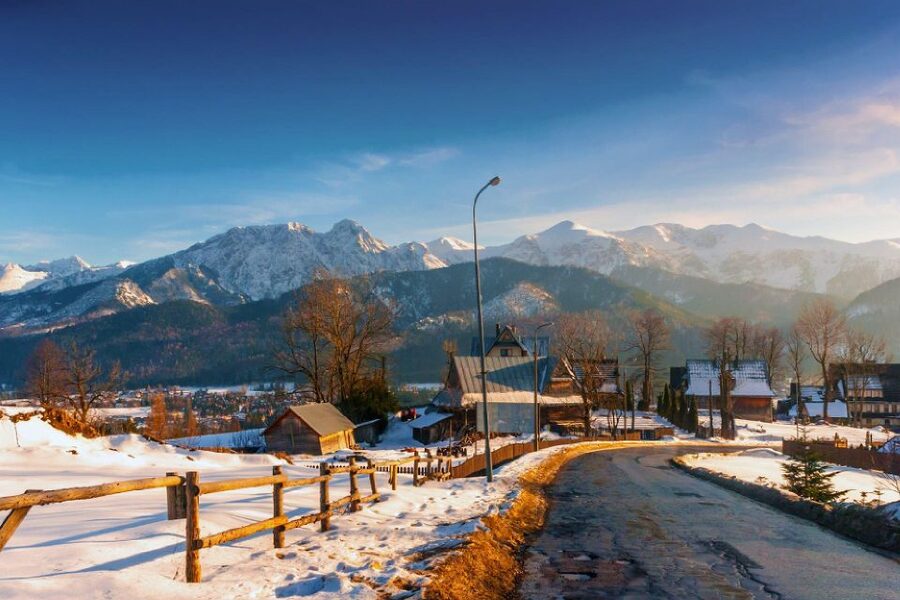 Krakow: Zakopane Tatra Mountains, Cable Car, Local Tasting - A shepherd’s hut, oscypek, and Polish vodka