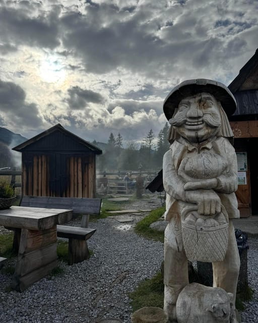 KRAKOW ZAKOPANE TOUR CABLE CAR THERMAL BATHS & HOTEL PICKUP - Grilling Oscypek Over an Open Fire