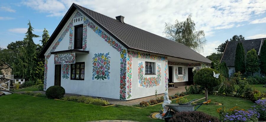 Krakow: Zalipie Village Tour - Key points to know before booking