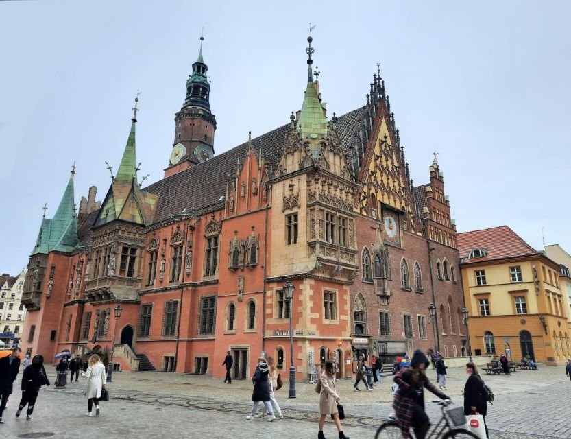 Legends of Old Town 1 Hour Walking Tour in Wroclaw (English) - What $19 buys you in practical terms