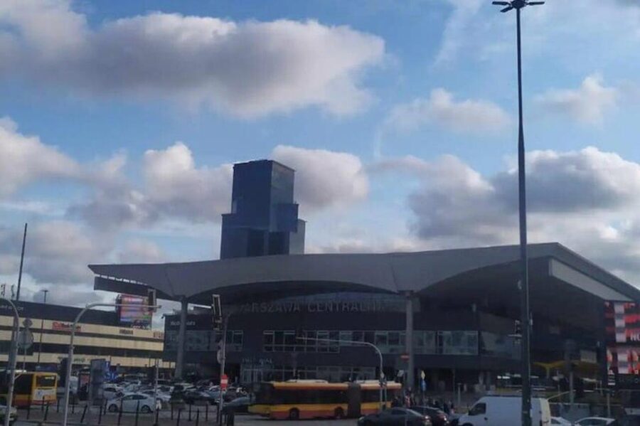 Life Behind the Iron Curtain Warsaw Walking Tour - Central Station and limits on travel