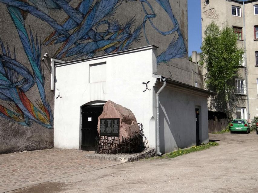 Lodz: Jewish Heritage Private Tour - Radegast Station and the road into the Holocaust
