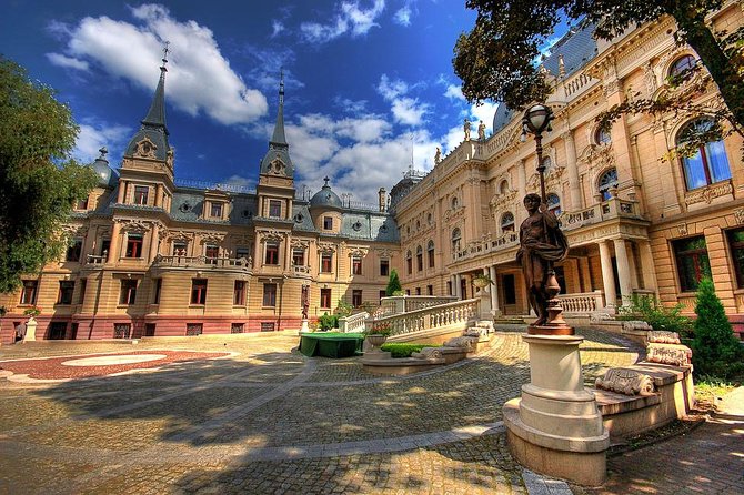 Lodz Small Group Tour from Warsaw with Lunch - Key points to know before booking