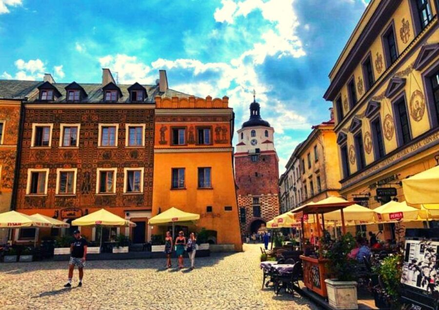 Lublin & Majdanek Small-Group Tour from Warsaw with Lunch - Why pair Majdanek with Lublin?