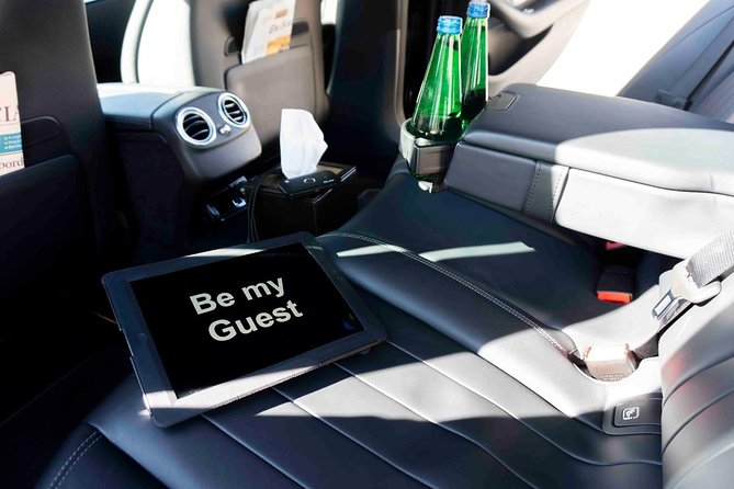 Luxury Warsaw Chopin Airport Transfer by private Limousine - Key points at a glance